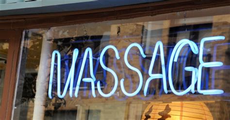 Erotic massage Saint Laurent
