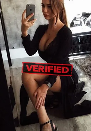 Veronica ass Find a prostitute Jurong Town