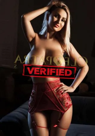 Britney Arsch Finde eine Prostituierte Schwechat